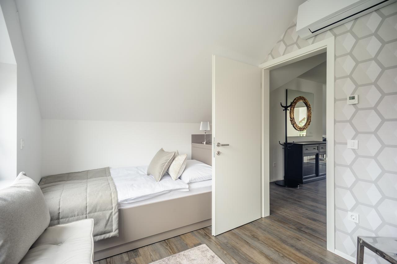 Apartments Villa Tatiana Bled Bagian luar foto