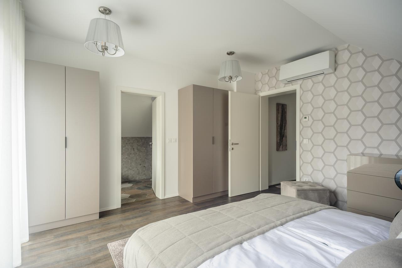 Apartments Villa Tatiana Bled Bagian luar foto